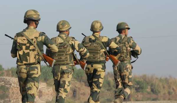 Pakistan resorts to unprovoked firing on LoC in 5 districts of J&K