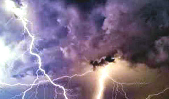 Child dies, two injured as lightning strikes Sukma