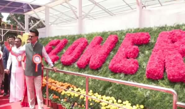 Stalin inaugurates annual Ooty Flower show