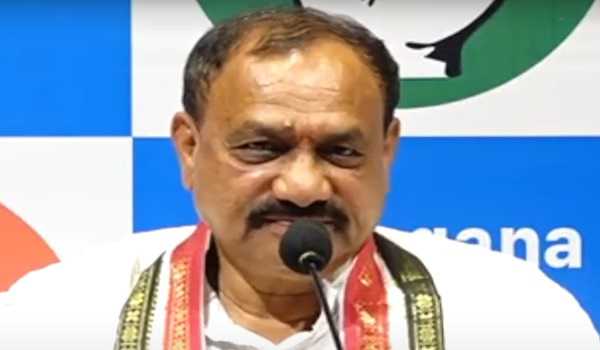 TPCC chief to present Telangana caste census model to party in Delhi