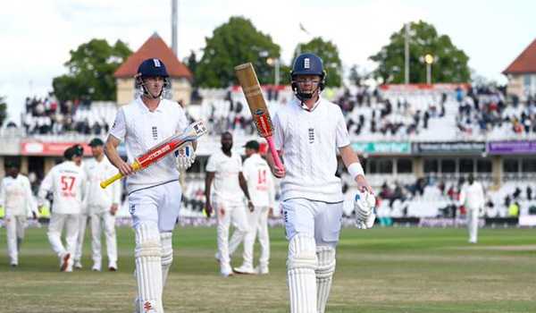 England enjoy opening day of one-off Test against Zimbabwe at Trent Bridge