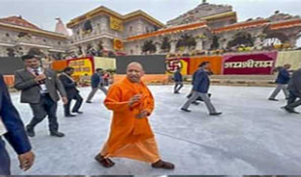 Yogi offers prayers to Ram Lalla & Hanuman Garhi