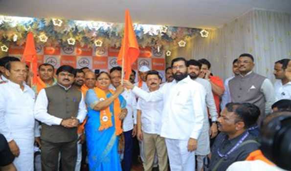 Maha: Sena (UBT) leader Nirmala Gavit joins Shinde’s Shiv Sena