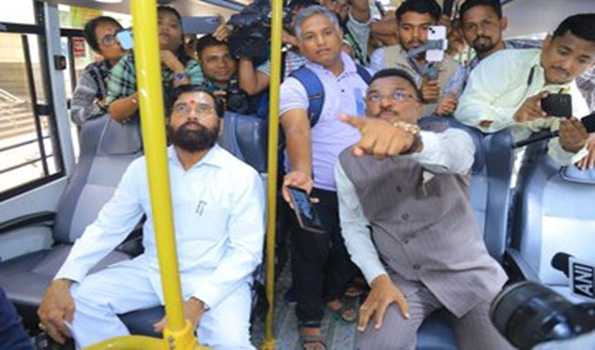 Maha: DyCM Shinde inspects ST’s smart buses in Thane