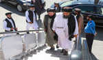 Afghan interim gov't delegation leaves Kabul for Russia