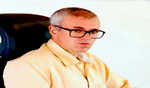 Omar urges Centre to arrange additional Hajj flights from Srinagar to clear backlog
