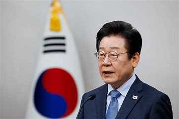 Lee Jae-myung sworn in as S Korea's new president