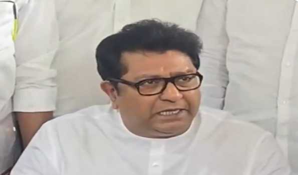 MNS stages protest over train tragedy in Thane