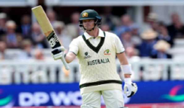 Smith hails Australia recovery on thrilling first day