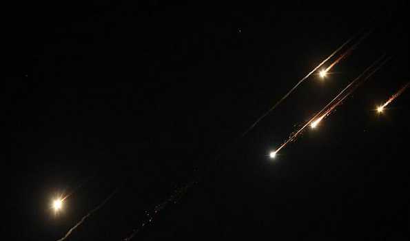 Iran launches new wave of attacks on Israel in response to Israeli airstrikes: official media