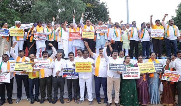 BJP stages massive protest over RCB stampede