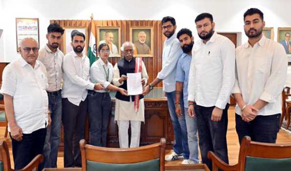 Haryana: JJP youth chief meets Governor with demands of HAU students