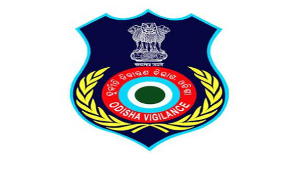 Odisha Vigilance conducts searches in Tripura & Himachal Pradesh in IAS officer bribery case