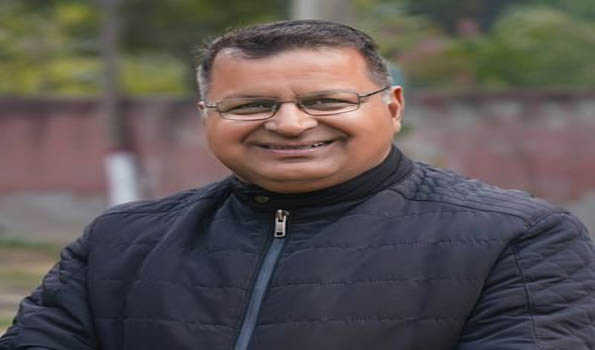 Punjab: Garg counters Badal on power tariffs and industrial policy