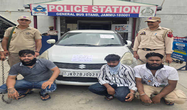 Police nabs drug peddlers with heroin in Jammu