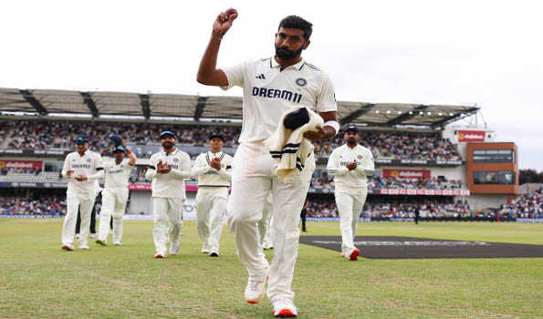 Eng fall just short of India’s total