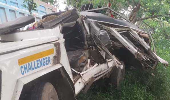 Bengal: Six killed in Trekker-dumper collision in Murshidabad Distt