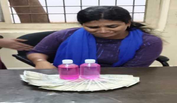 ACB catches GHMC assistant engineer while accepting bribe
