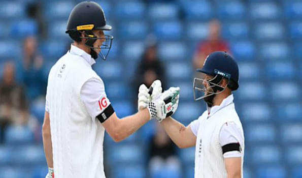 England openers unbroken at Day 5 lunch, India toil