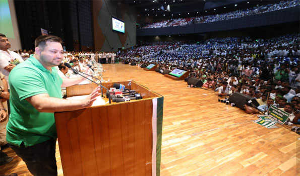 Tejashwi promises to change Bihar in 20 months if voted to power
