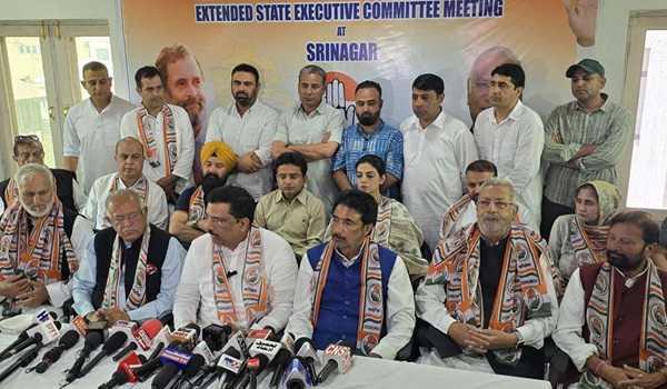 2 former J&K ministers, others rejoin Congress