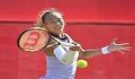 Olympic champion Zheng defeated in semifinals at Queen's club