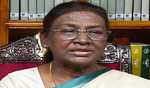 Mamata greets President on her birthday