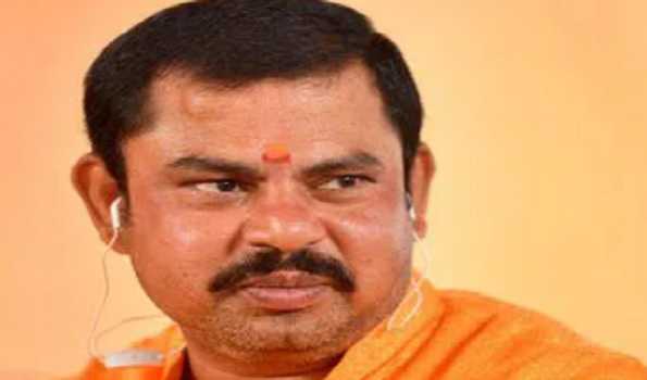 Raja Singh vows to continue Hindutva struggle after resigning from BJP