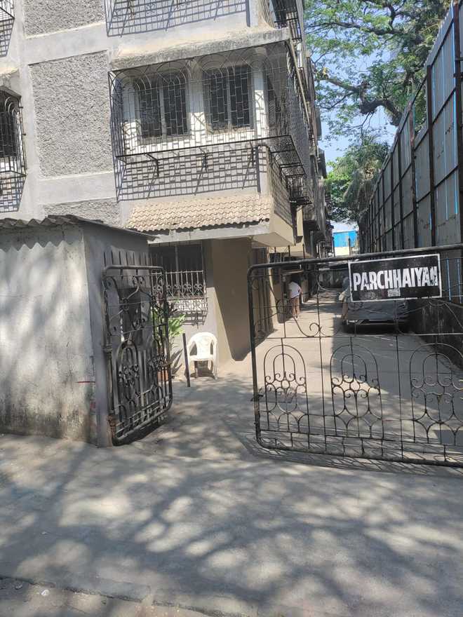 Parchhaiyan: The Juhu Bungalow Where Sahir Ludhianvi crafted timeless songs