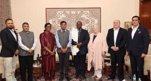Sports Minister Dr. Mandaviya meets Commonwealth Sport President