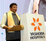 HYDERABAD, JUN 21 (UNI):- D.Sridhar Babu, Minister for IT and Industries, Government of Telangana addressing after inauguration the International Conference on 'Artificial Intelligence (AI) in Healthcare by Yashoda Hospital, in Hyderabad on Saturday. UNI PHOTO-197U HYDERABAD, JUN 21 (UNI):- D.Sridhar Babu, Minister for IT and Industries, Government of Telangana addressing after inauguration the International Conference on 'Artificial Intelligence (AI) in Healthcare by Yashoda Hospital, in Hyderabad on Saturday. UNI PHOTO-197U