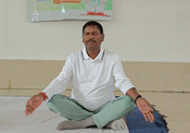 JAMSHEDPUR, JUN 21 (UNI): Former Union Minister Arjun Munda perform Yoga on the occasion of 11th International Yoga Day celebrations, in Jamshedpur on Saturday. UNI PHOTO-200U JAMSHEDPUR, JUN 21 (UNI): Former Union Minister Arjun Munda perform Yoga on the occasion of 11th International Yoga Day celebrations, in Jamshedpur on Saturday. UNI PHOTO-200U