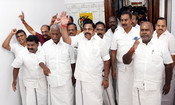 CHENNAI,20JAN (UNI):-AIADMK MLAs stage a walkout from the Tamil Nadu Assembly on the opening day of the first session of the New Year, alleging a collapse of law and order, as party General Secretary EDAPPADI K. PALANISWAMI addresses the media outside the Assembly premises, on Tuesday.UNI PHOTO-128U